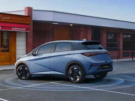 mais-potencia-e-maior-autonomia:-conheca-o-novo-byd-dolphin-se