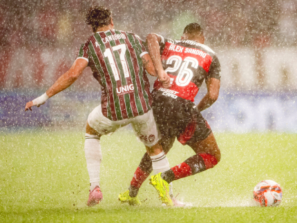 cbf-adia-fla-x-flu-apos-rubro-negro-passar-por-atraso-em-voo.-decisao-causa-revolta
