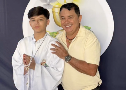 “a-cara-do-pai”:-filho-de-cristiano-araujo-reaparece-e-surpreende-por-semelhanca-com-o-cantor