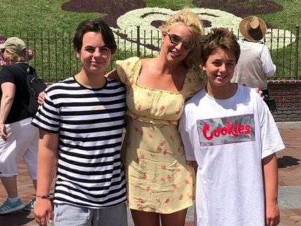 o-que-levou-britney-spears-a-internacao?-saiba-o-fator-decisivo-por-tras-da-decisao