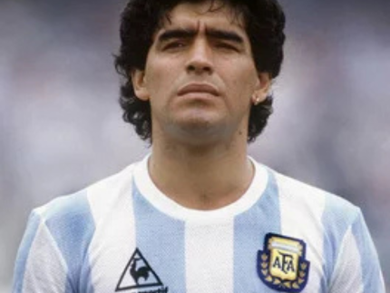 apos-anulacao-do-processo,-justica-argentina-retoma-julgamento-da-morte-de-maradona