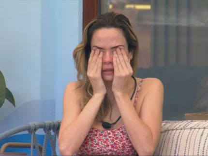 ana-paula-cai-aos-prantos-e-questiona-se-o-pai-esta-vivo-e-a-reconhecera-apos-o-“bbb26”