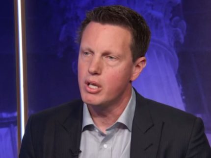 megafusao:-acionistas-aprovam-compra-da-warner-bros.-pela-paramount