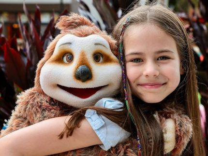 mel-summers-celebra-10-anos-e-marca-retorno-a-globo-com-nova-novela