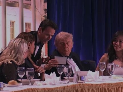 trump-e-retirado-as-pressas-de-jantar-da-casa-branca