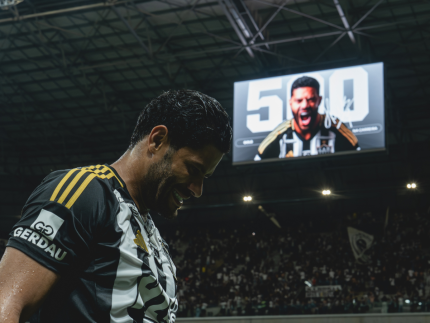 de-novo?-hulk-pede-para-nao-jogar-pelo-atletico-mg-e-volta-a-negociar-com-clube-brasileiro