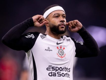 conselheiro-do-corinthians-dispara-contra-memphis-e-diz-que-jogador-“acaba-com-o-clube”