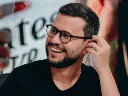 cazetv-estreia-copeiros,-game-show-sobre-copa-do-mundo