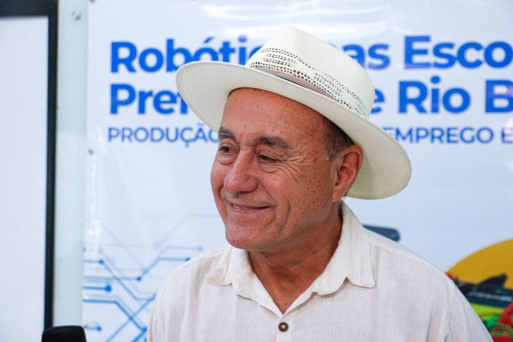 Bocalom presta contas e oficializa saída da Prefeitura de Rio Branco
