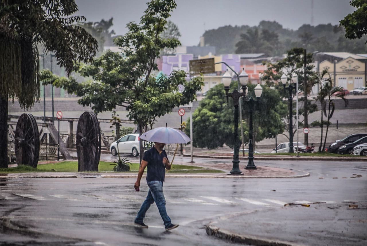 Quinta-feira terá tempo instável e chuvas fortes em diferentes regiões do Acre