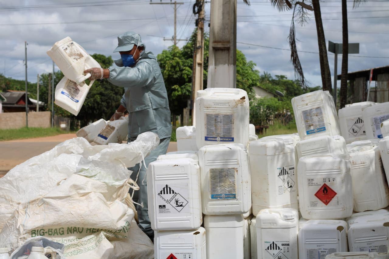 Alto Acre recebe campanha oficial de devolução de embalagens vazias de agrotóxicos
