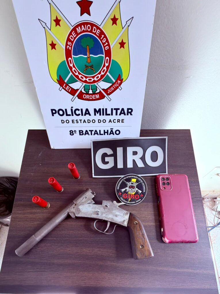 GIRO apreende menor e arma de fogo no bairro Niterói em Sena Madureira.