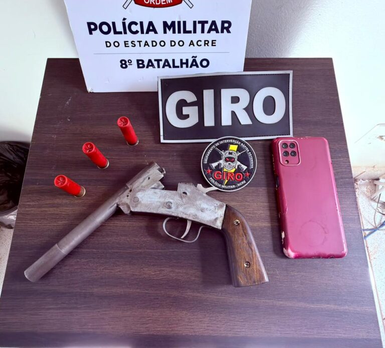 GIRO apreende menor e arma de fogo no bairro Niterói em Sena Madureira.