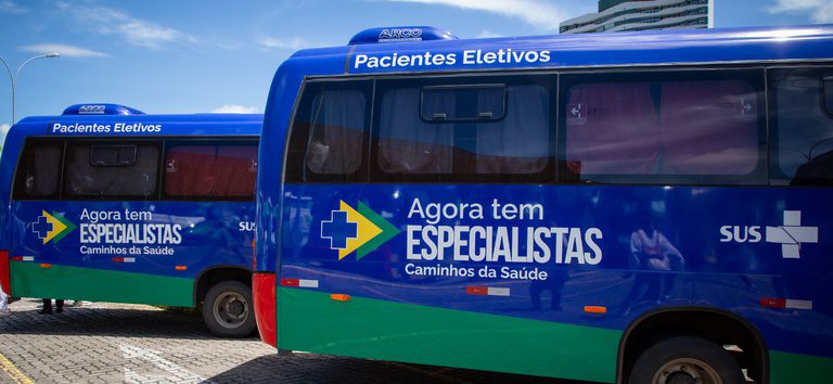 Novos veículos do SUS para transporte de pacientes no Acre