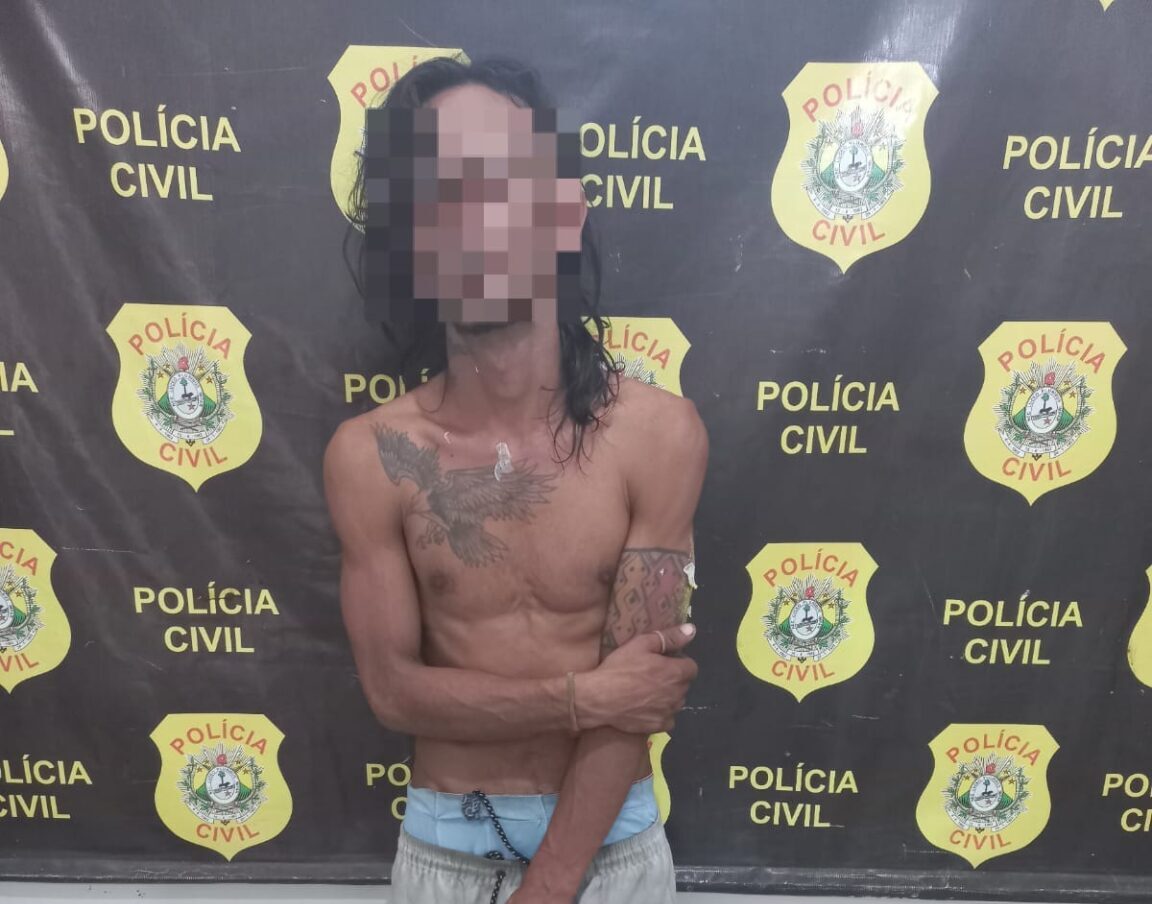 Suspeito de violência doméstica é preso em praça pública em Tarauacá