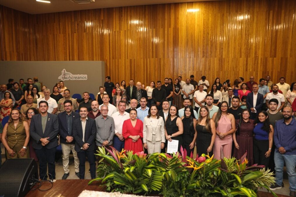 Posse de novos servidores do Idaf no Acre marca emoção e reforço no campo