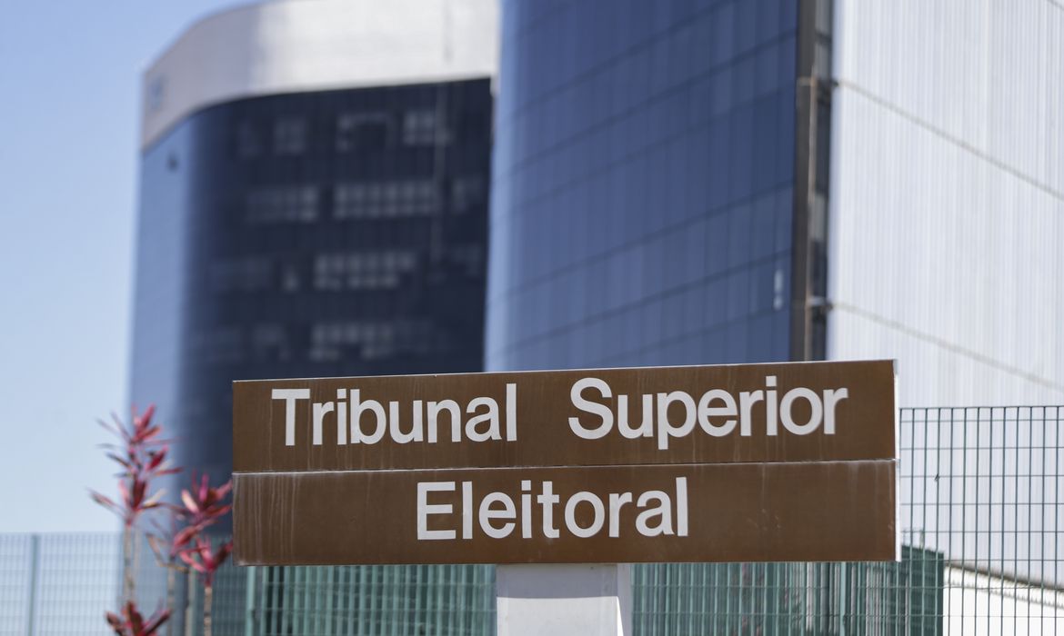 Prazo para registro de estatutos partidários termina neste sábado, informa TSE