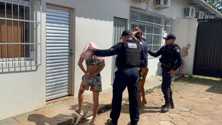 Casal preso com quase 1 kg de maconha durante abordagem da Polícia Militar em Rio Branco