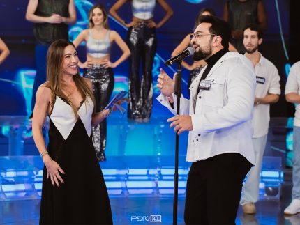 henrique-casttro-encanta-patricia-abravanel-no-“programa-silvio-santos”-e-repercute-nas-redes