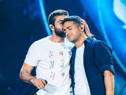 henrique-&-juliano-arrastam-45-mil-pessoas-em-goiania-com-show-historico