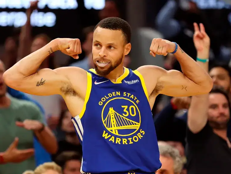 pobre-milionario?-um-dos-atletas-mais-bem-pagos-do-mundo,-curry-reclama-de-salarios-na-nba