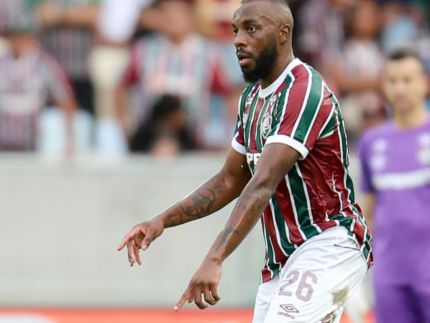 zagueiro-acusa-fluminense-de-falhar-em-tratamento-de-lesao,-processa-o-clube-e-pede-r$-11-mi