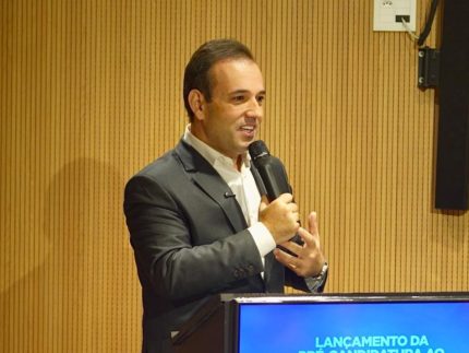 andre-portugues-apresenta-pre-candidatura-e-movimenta-cenario-politico-no-rj