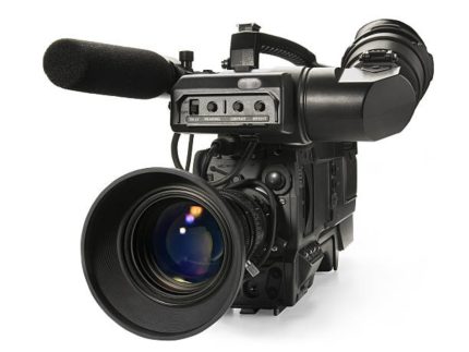 tv-normaliza-funcoes-acumuladas-e-coloca-em-risco-a-essencia-do-jornalismo