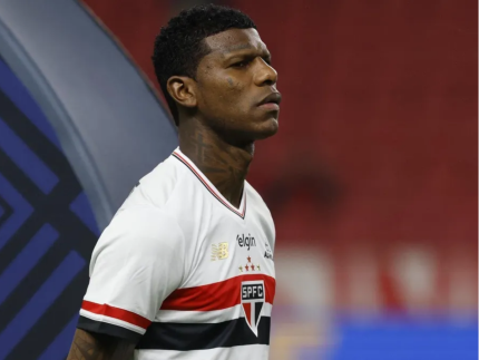 sem-volta:-dorival-confirma-arboleda-fora-dos-planos-do-sao-paulo