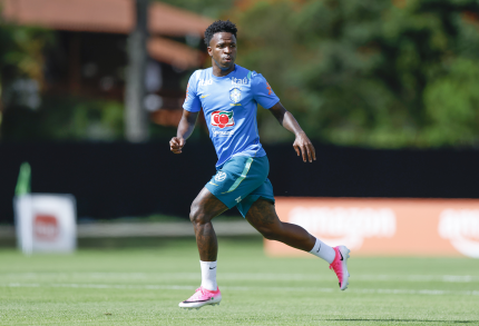 com-surpresa-na-zaga,-selecao-monta-time-para-amistoso-contra-panama