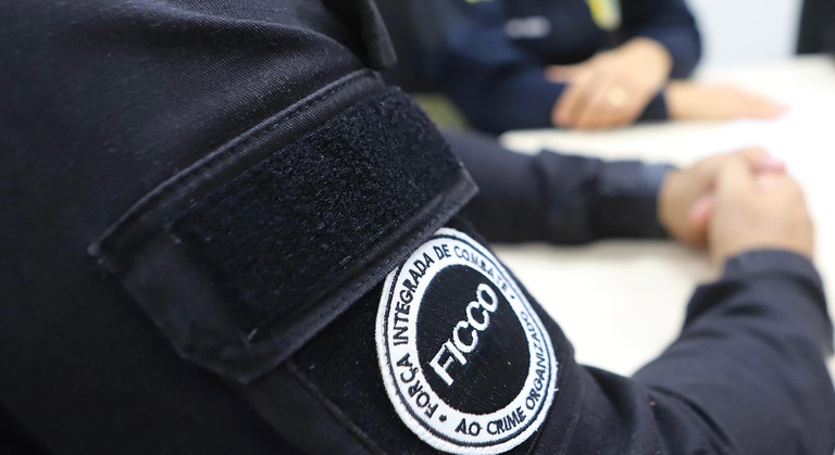 Agente de segurança.