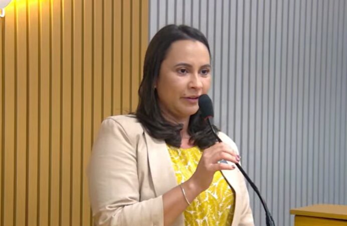vereadora Helissandra Matos cobra melhorias na saúde em Sena Madureira