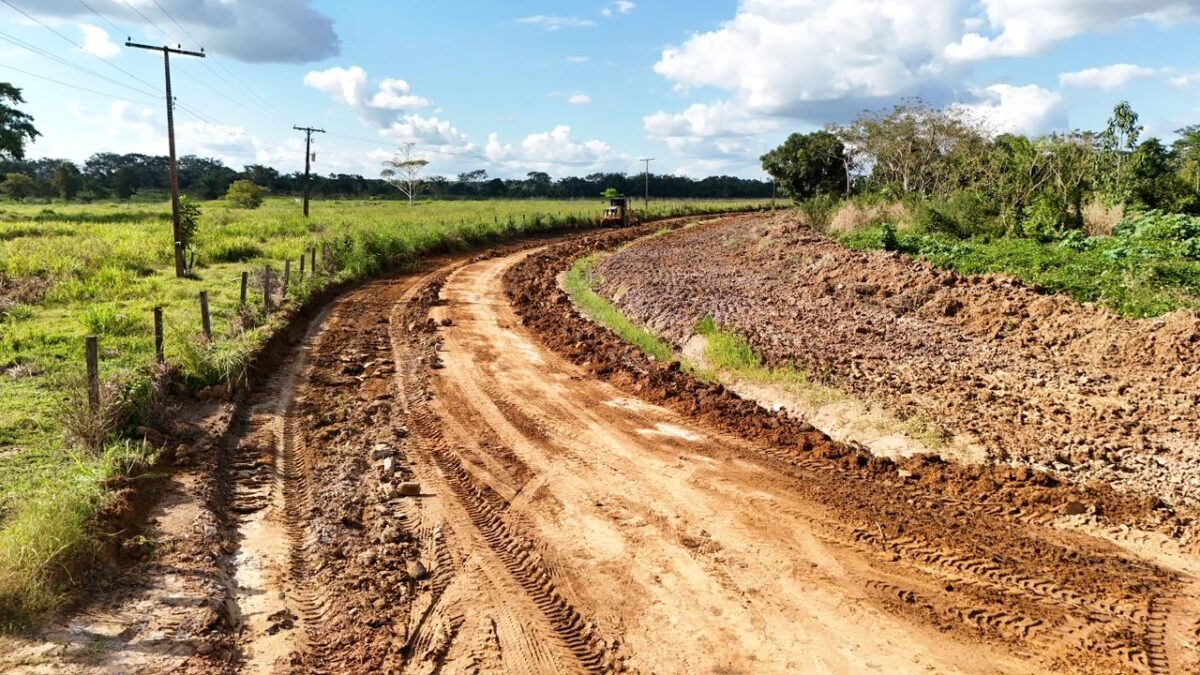 Obra na estrada da Boca do Caeté é iniciada em Sena Madureira