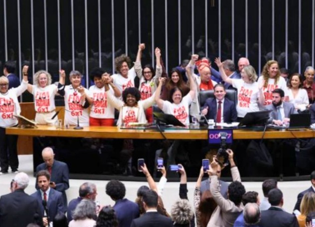 fim da escala 6x1 aprovado na Câmara dos Deputados