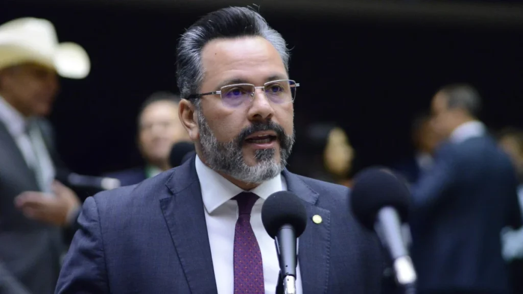 Fim da exigência de laudos para pessoas com deficiência avança no Senado
