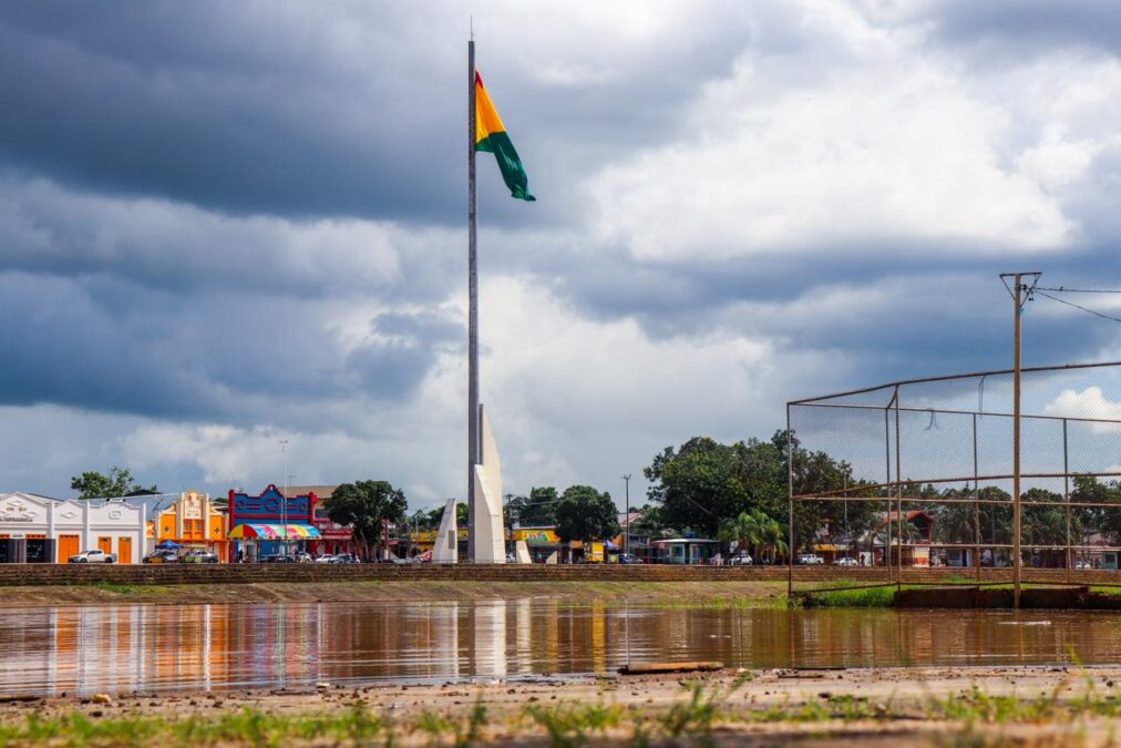 Previsão do tempo no Acre hoje: sábado será de calor abafado e risco de chuva forte