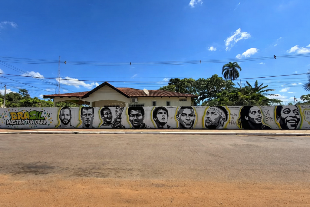 Grafiteiro do Acre mural ídolos futebol