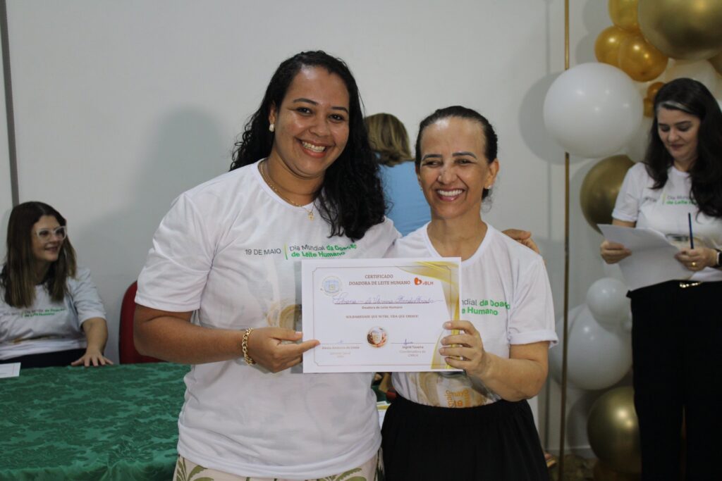 Mães doadoras de leite humano homenageadas durante evento na Maternidade Bárbara Heliodora, em Rio Branco.
