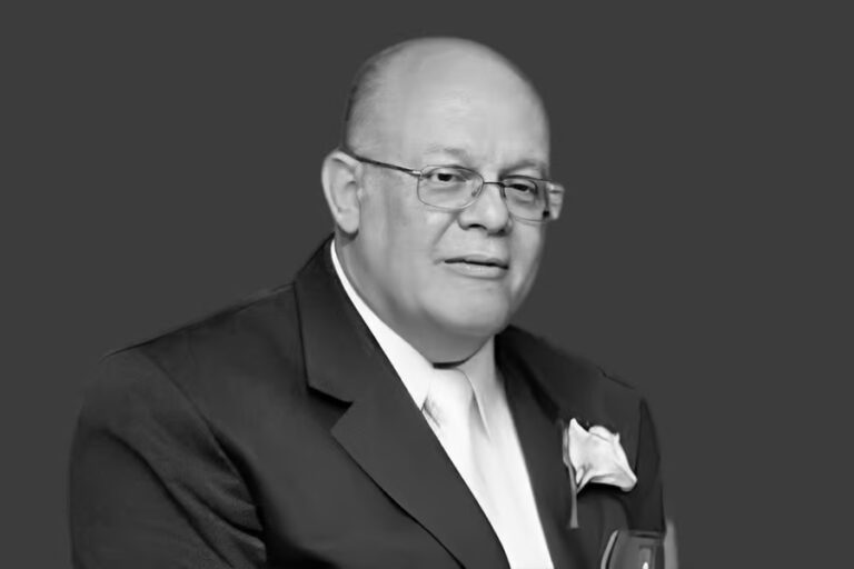 Jornalista Mário Emilio Malaquias em registro de carreira na imprensa acreana.