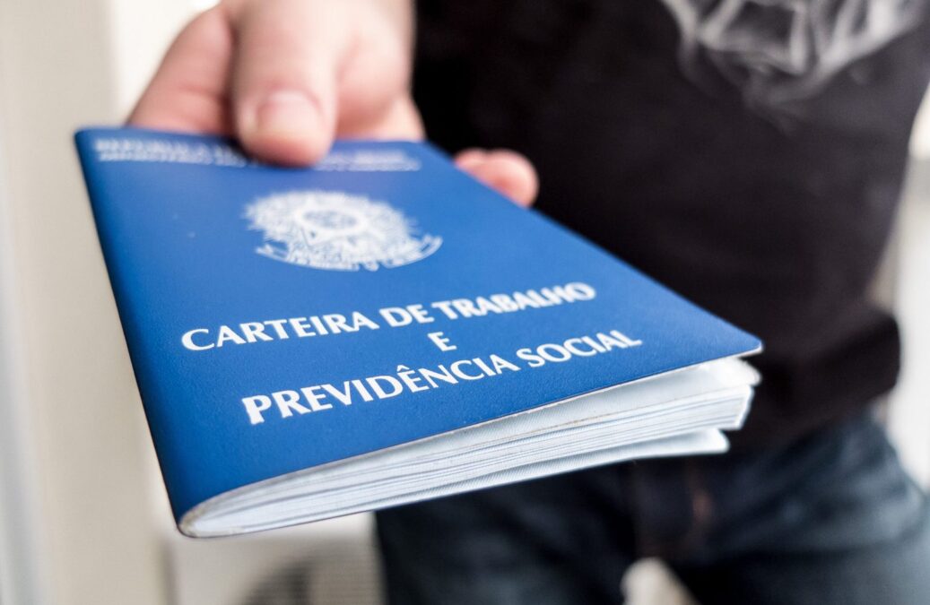 Geração de empregos no Acre em março 2026 dispara com setor de serviços e surpreende