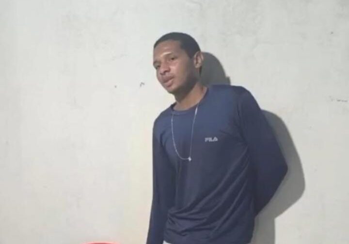 Jovem de 18 anos que estava desaparecido desde sábado.