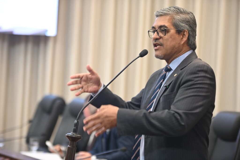Parque Industrial de Feijó com acesso precário e dificuldades de trafegabilidade denunciadas por deputado