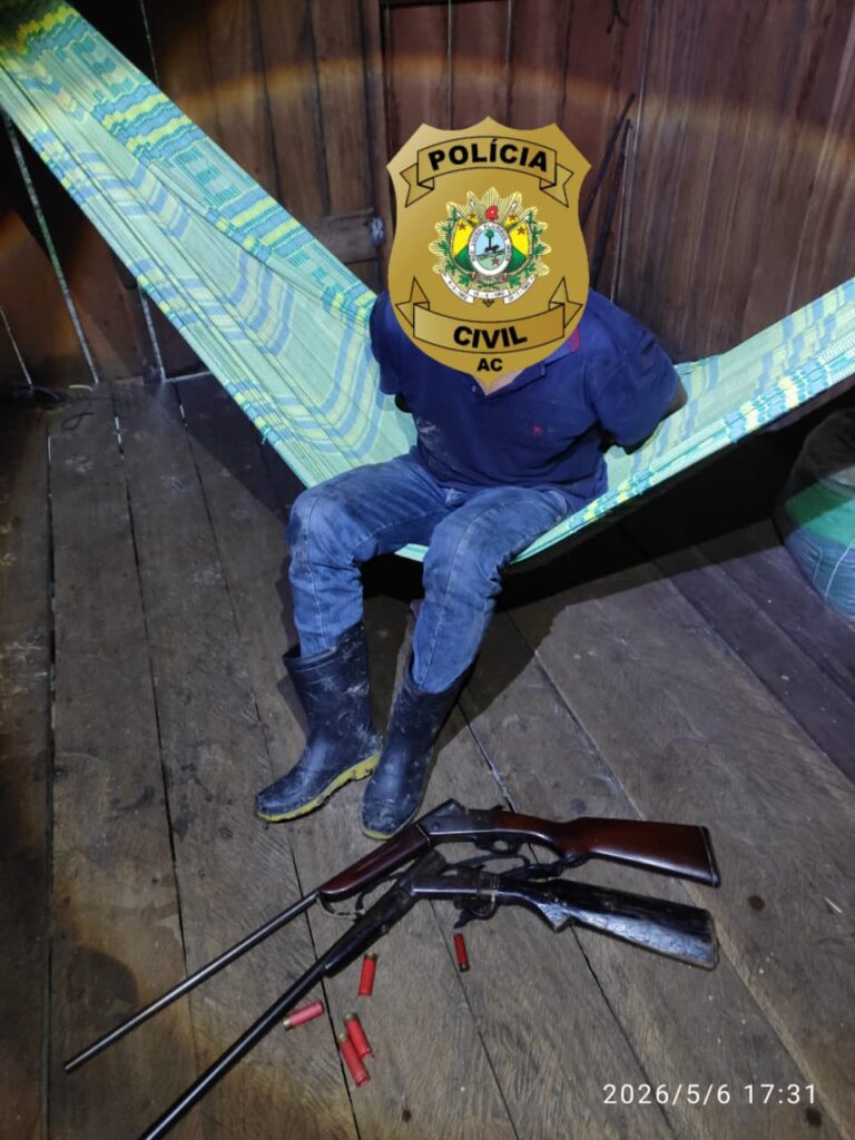 Polícia Civil em ramal de Manoel Urbano durante ocorrência de tentativa de homicídio.