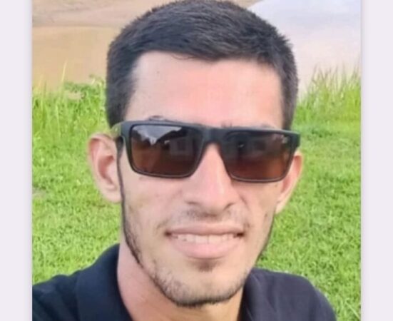 Homem desaparecido após naufrágio no Rio Iaco é identificado em Sena Madureira.