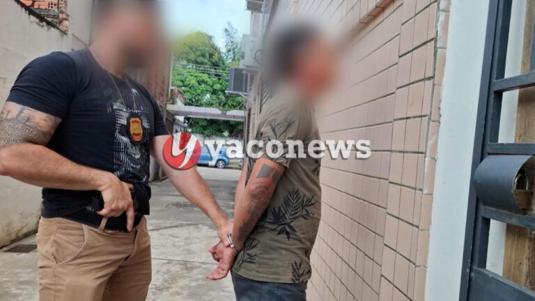Policiais da DHPP durante operação e prisão de foragido da Justiça em área rural de Rio Branco.