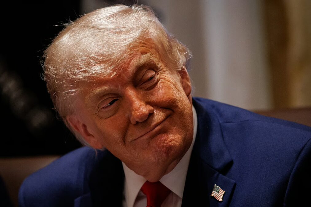 Especialista diz que Trump vive “encruzilhada” em negociação com o Irã