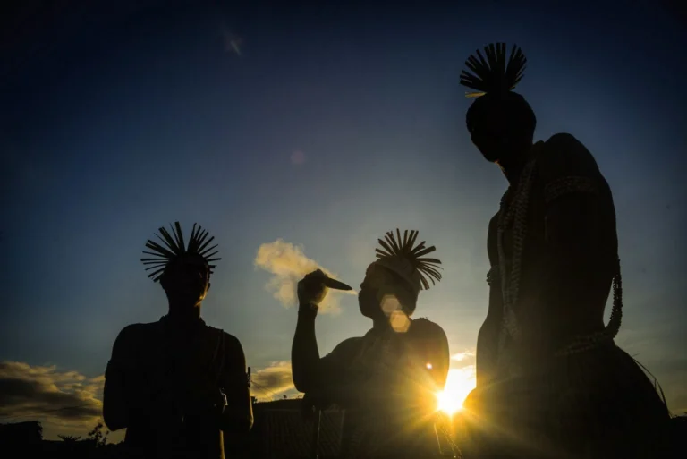 Organizações indígenas e ambientais divulgaram nota pública repudiando declarações de Tião Bocalom sobre povos indígenas e criticando propostas de abertura de estradas em áreas protegidas da Amazônia.