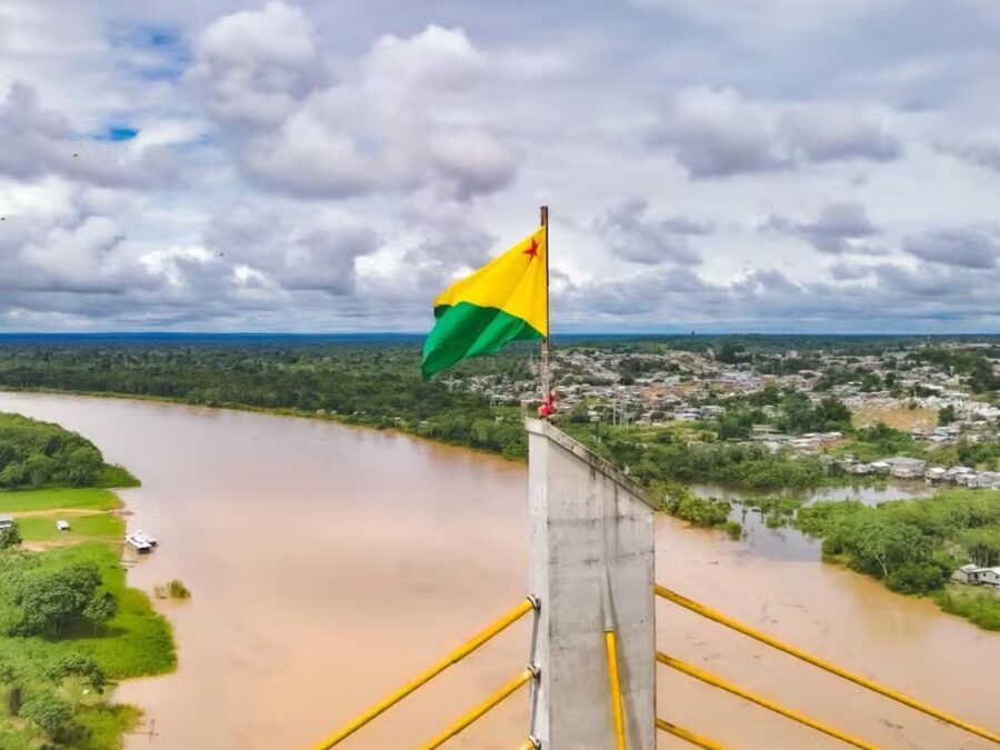 Rio Juruá baixa e famílias começam a voltar para casa em Cruzeiro do Sul