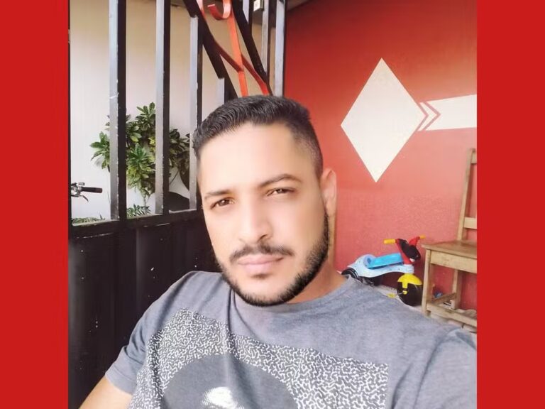 Renaldo Alcântara de Lima, de 34 anos, morreu neste sábado após passar uma semana internado em estado grave devido a um acidente entre moto e caminhão na AC-10, em direção a Porto Acre.