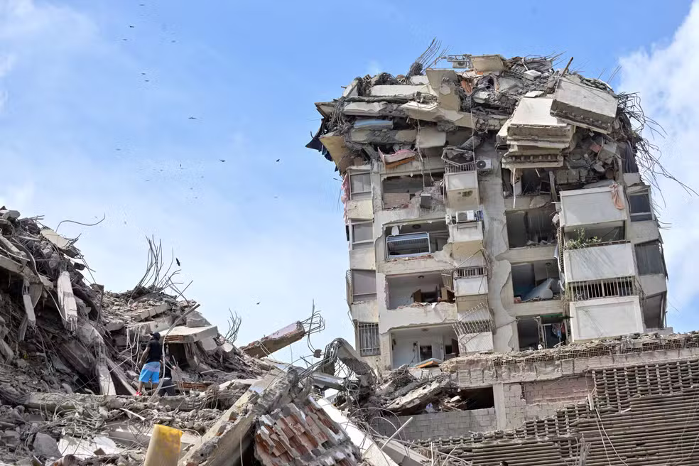 Número de mortos nos terremotos da Venezuela sobe enquanto resgates continuam